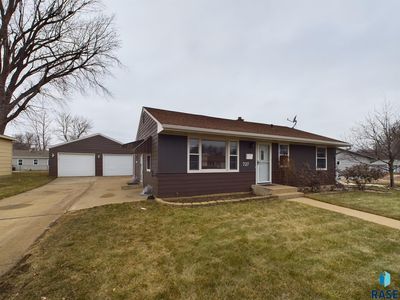727 N Linda Ave, Sioux Falls, SD, 57103