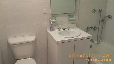 Rented by aptsandlofts.com