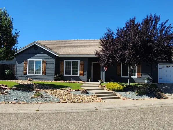 461 Quailhollow Dr, Ione, CA 95640