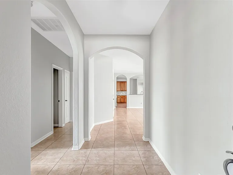 9934 Dragonfly Meadow Ct — Photo 18