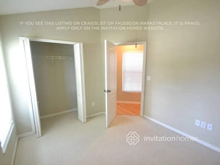 1021 Torreya Way — Photo 9