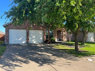 160 Wandering Dr, Forney, TX 75126