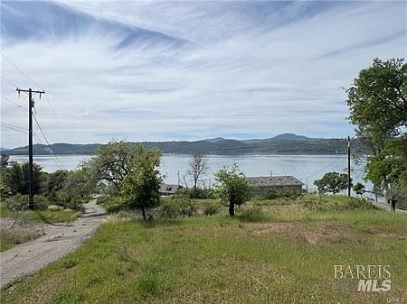 1st image of 3651 Parkview Drive