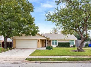 2020 Inverness Dr, Carrollton, TX 75007