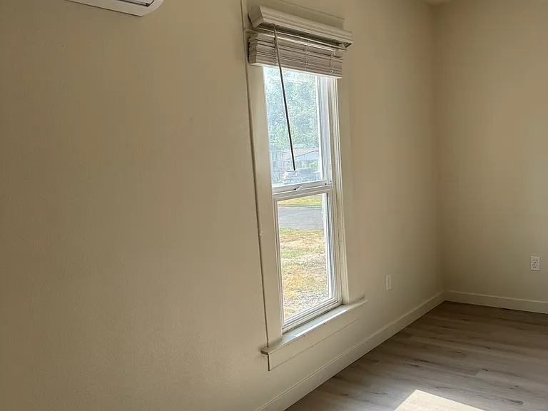 607 Balm St — Photo 18