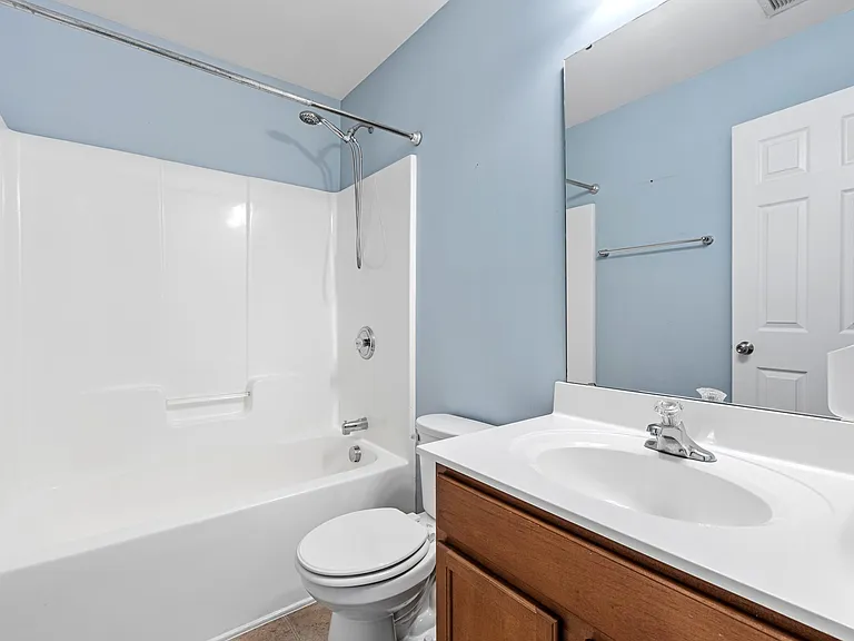 27 Madeline Cir — Photo 9