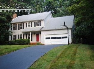 1061 Greenly Dr, Pfafftown, NC 27040