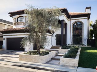 16736 Via Pacifica, Pacific Palisades, CA 90272