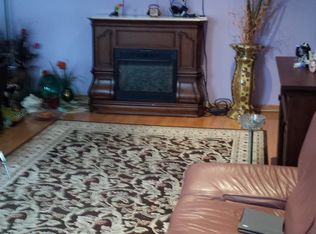 2425 E 27th St #2, Brooklyn, NY 11235