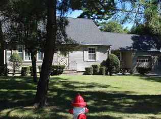 3 Wisteria Dr, Coventry, RI 02816