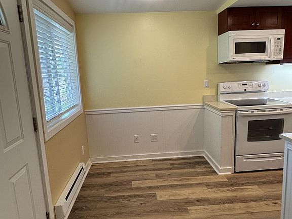 5th image of 175 Rhone St Unit 6