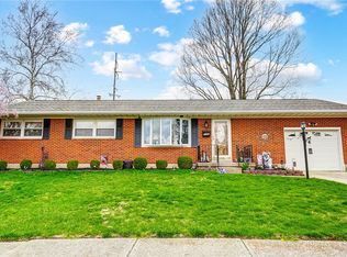 1702 Thomas Dr, Springfield, OH 45503