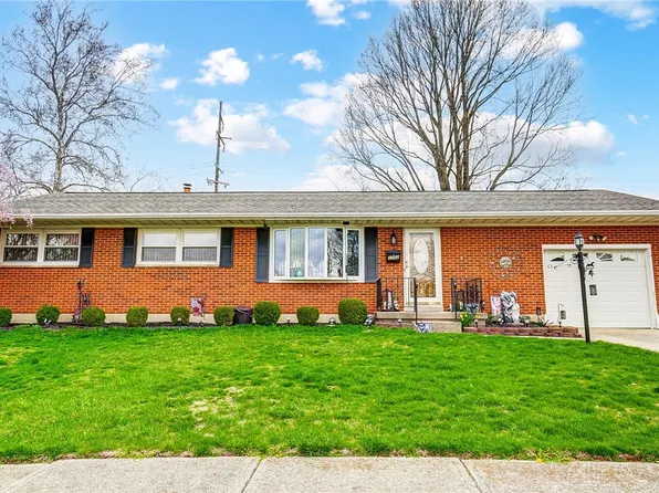 1702 Thomas Dr, Springfield, OH 45503