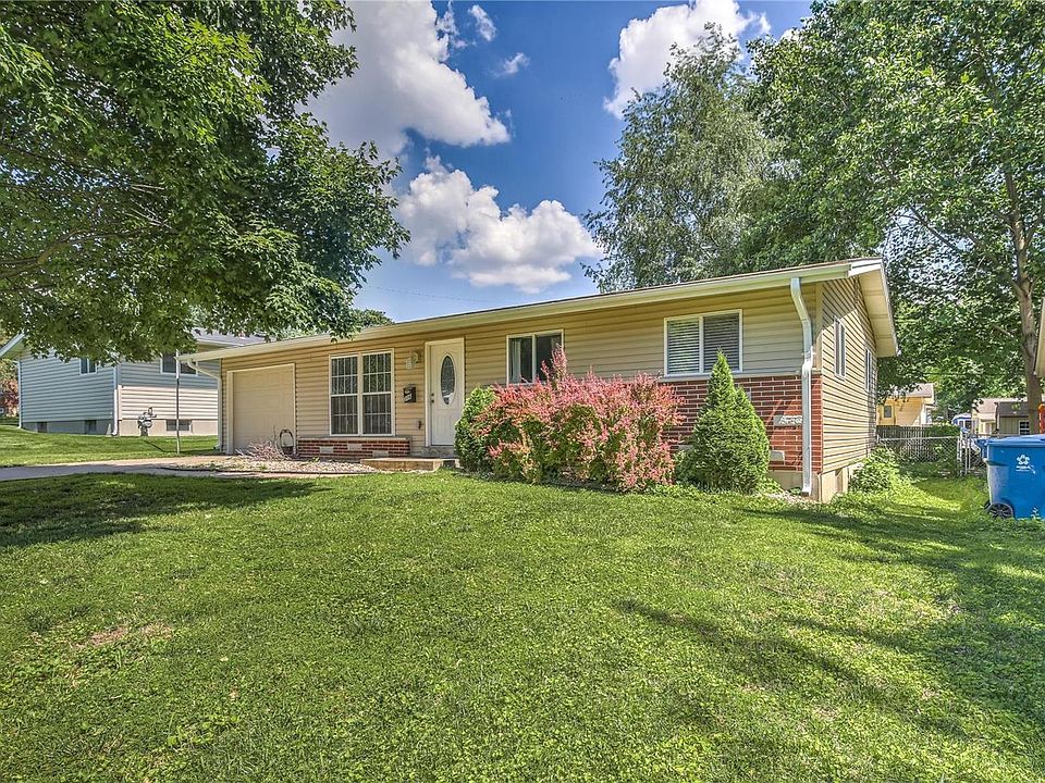 306 S Pam Ave, Saint Charles, MO 63301 | Zillow