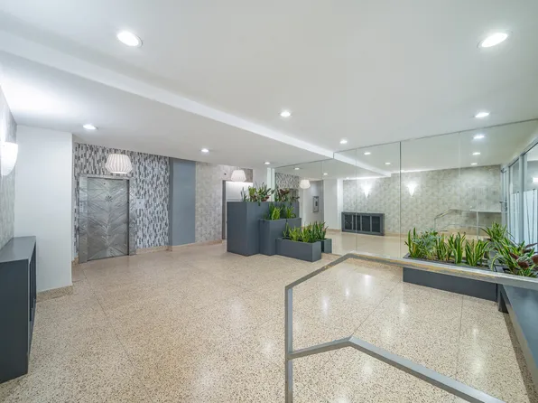 740 East 32nd Street image 16 of 19