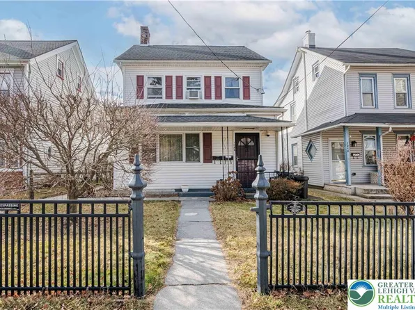 1046 3rd St, Catasauqua, PA 18032