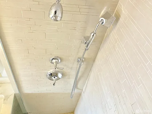 Rented by Oxford Property Group | media 17