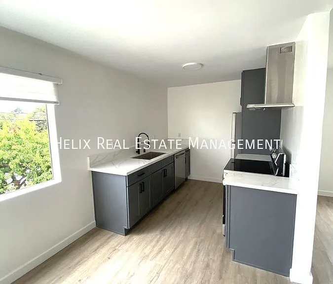 1313 Huntington Dr #5 — Photo 13
