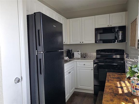 4th image of 13695 Orange Sunset Dr Unit 202