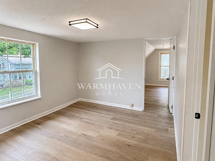 639 N Way St — Photo 7