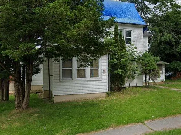 19 Landfield Ave, Monticello, NY