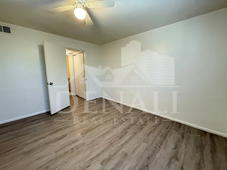4719 N 15th Ave #4 — Photo 11