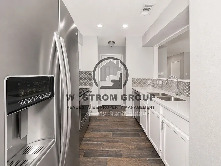 4010 Southern Charm Ct — Photo 11
