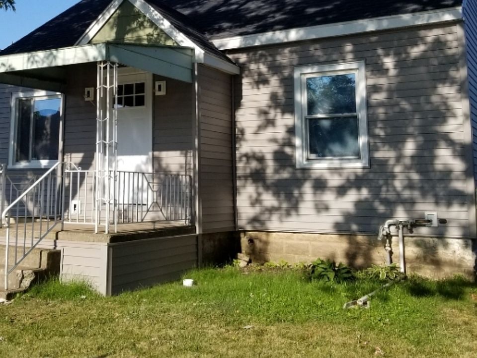 1st image of 46 Awood Pl