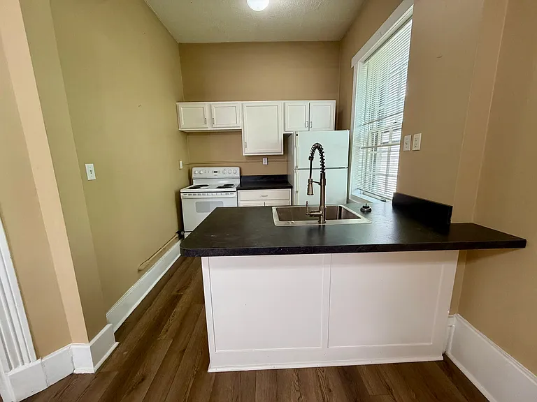 1153 S 1st St #3 — Photo 3