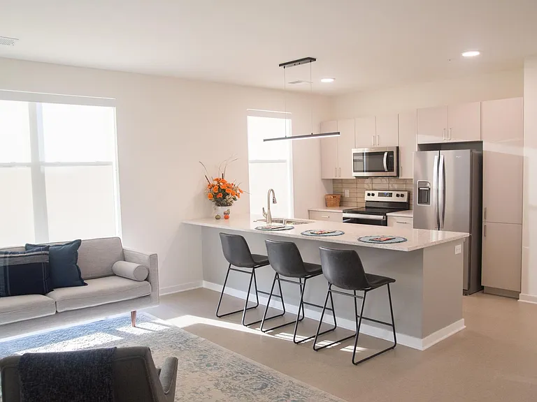 Will Rose Apartments — Photo 11