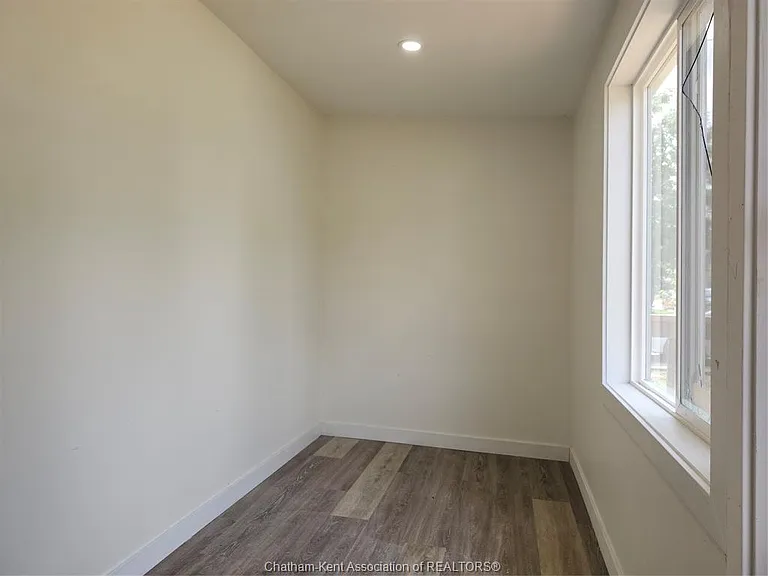 22 Gray St #B — Photo 14