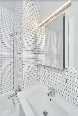 Rented by Living New York | media 9