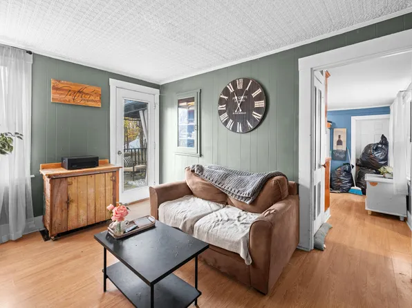 35 E Chestnut Street, Augusta, ME 04330