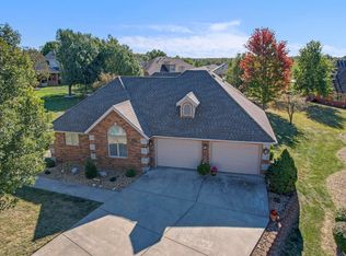 1142 N Yarberry Ct, Springfield, MO 65802