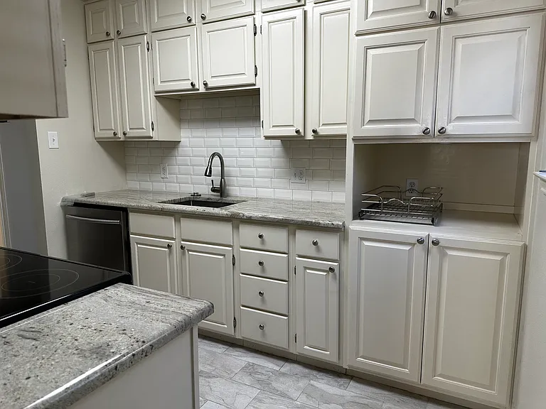 415 Thigpen Dr #1104 — Photo 18
