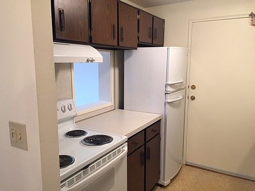 1st image of 75 Elmwood Park APT 23