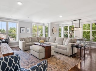 1789 Centre St UNIT 401, Boston, MA 02132