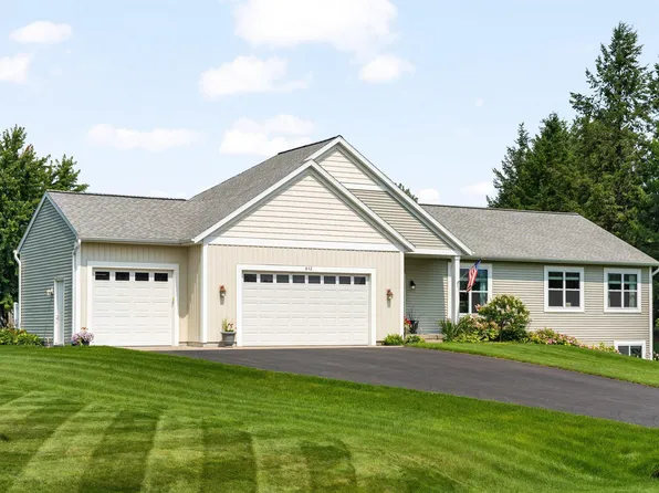 842 Jayrogers Ct, Traverse City, MI 49696