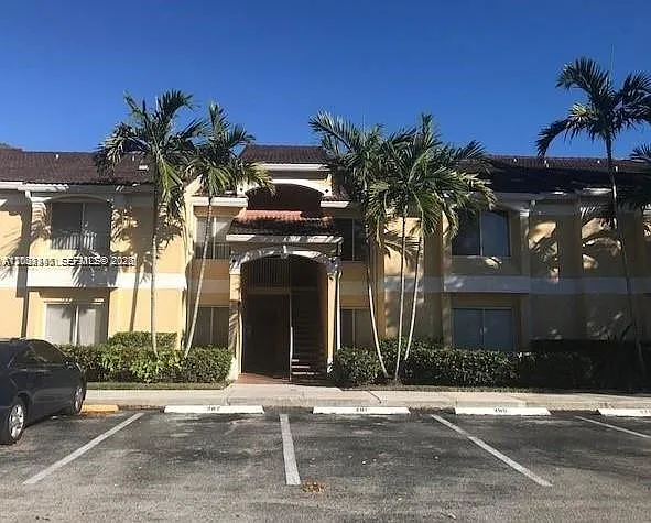 Sailboat Pointe Condo — Photo 2