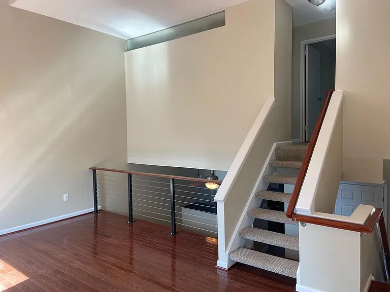 2213 Clove Ter — Photo 6