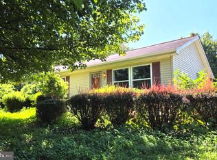 10 Homestead Ln, Cochranville, PA 19330