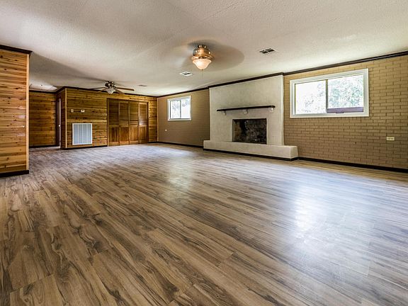 4th image of 535 Napoleon Ave