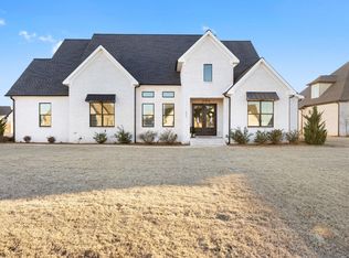 433 Stone Ridge Dr, Tuscumbia, AL 35674