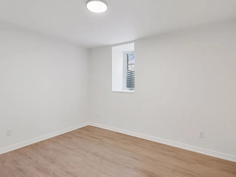 601 Main St NE #3 — Photo 11