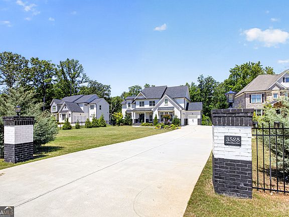 3rd image of 3528 N Bogan Rd