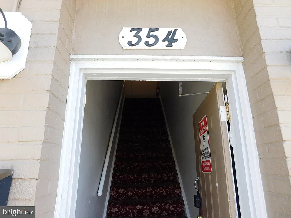 354 Delsea Dr N #2B