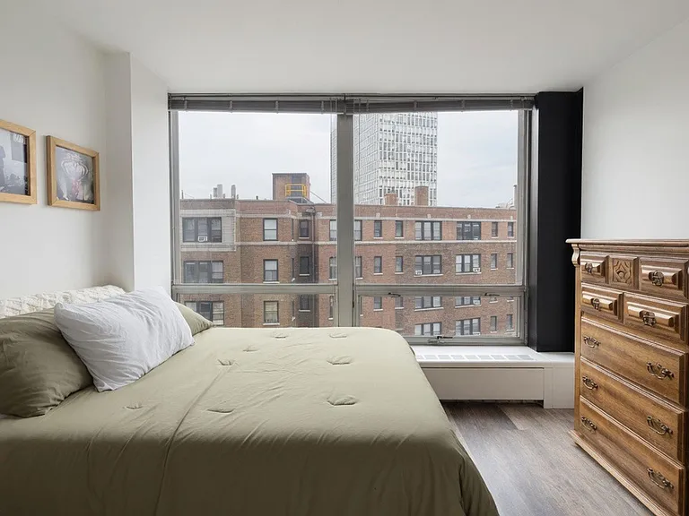 2403 N Lakeview Ave #1 — Photo 12