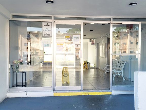 4th image of 1333 E Hallandale Beach Blvd APT 121