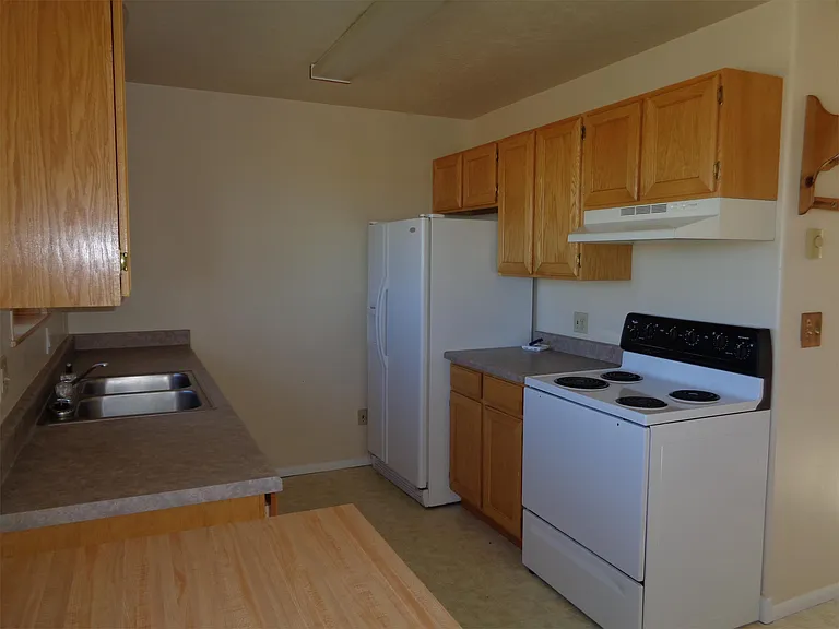 143 Meadow Lark Ln — Photo 7