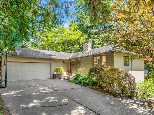 2 Offenbach Pl, Lake Oswego, OR 97035